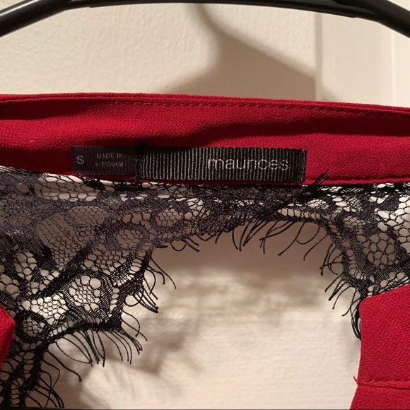 Red blouse - Picture 2 of 4